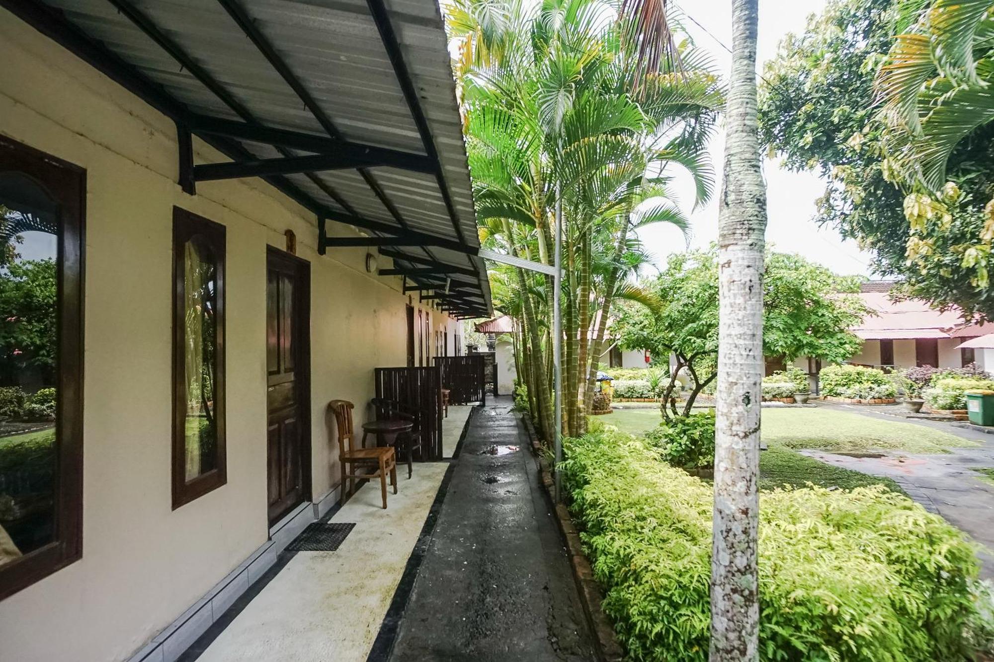 Kampung 168 Jimbaran Exterior foto